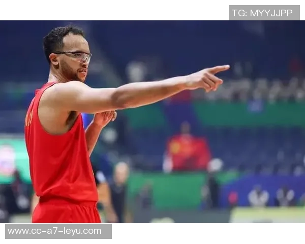 李凯尔改名为凯尔安德森引发热议微博热搜第二名引关注