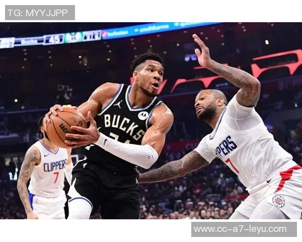 射手群火力全开布朗狂砍50分祖巴茨巧妙利用空间单打成功